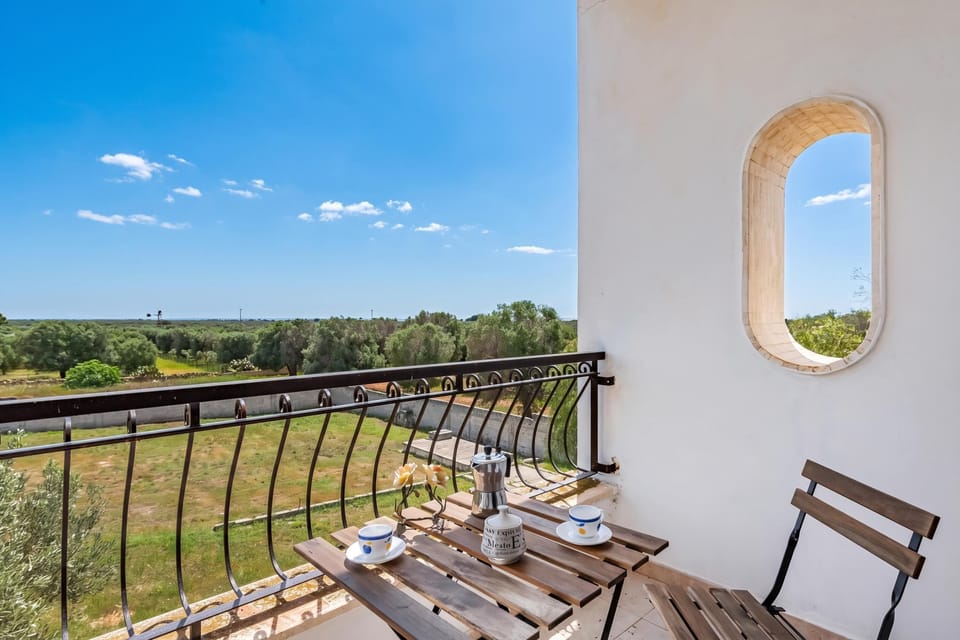 Family Villa, 4 Bedrooms, 2 Bathrooms (Villa Mattalia Relax at Villa for 10) | Property grounds
