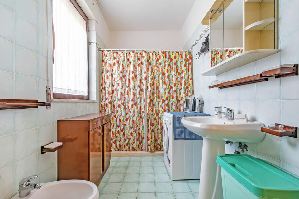 Family Villa, 4 Bedrooms, 2 Bathrooms (Villa Mattalia Relax at Villa for 10) | Bathroom