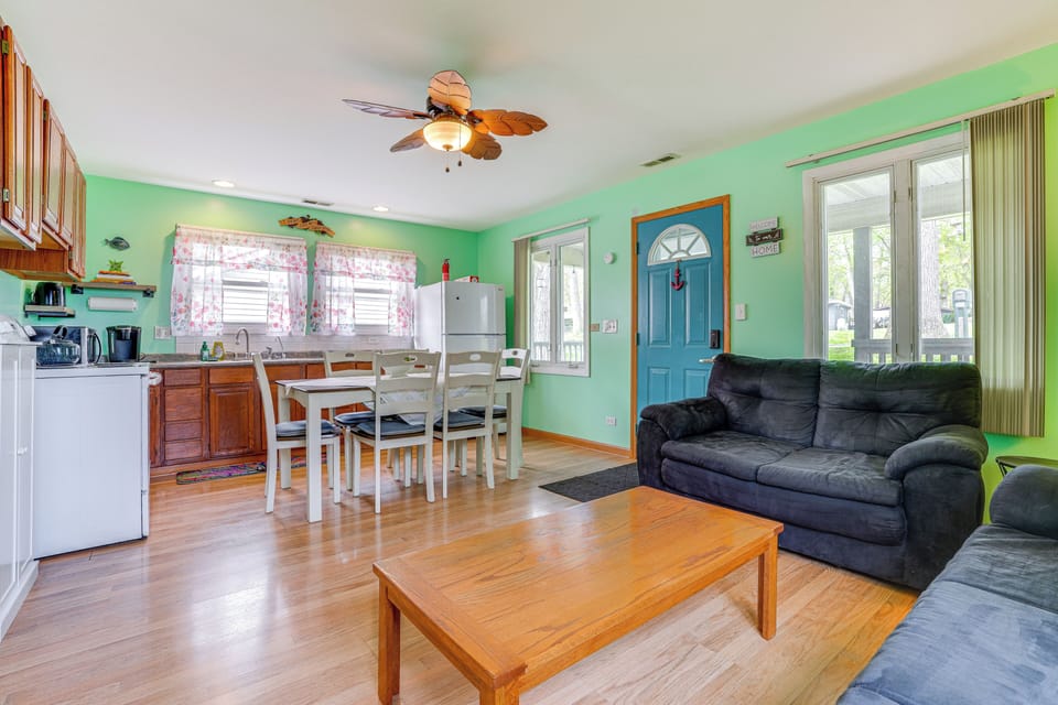 House (2 Bedrooms) | Interior