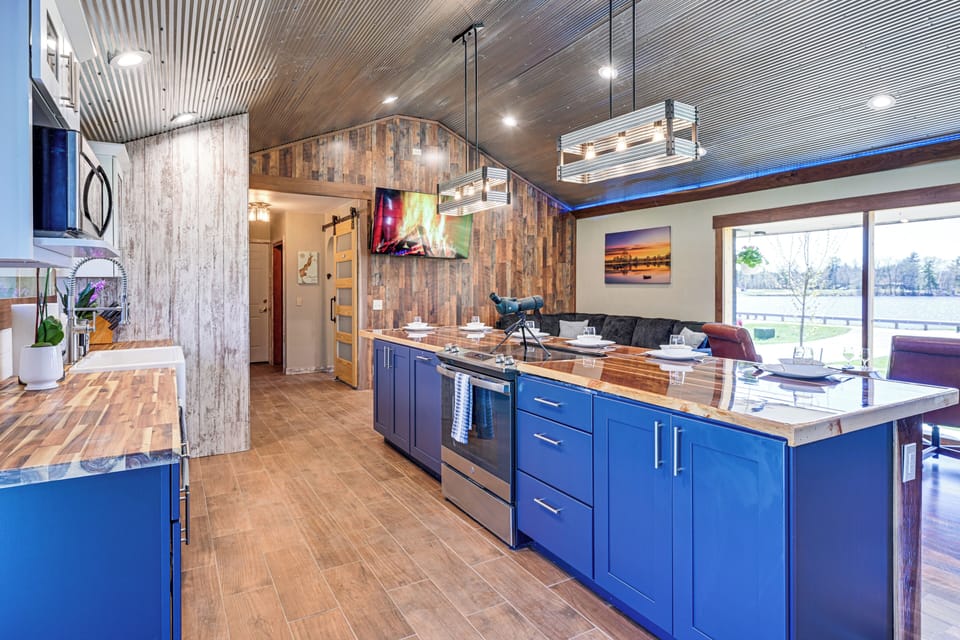House (3 Bedrooms) | Interior