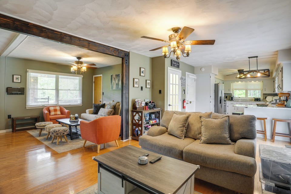 House (5 Bedrooms) | Interior