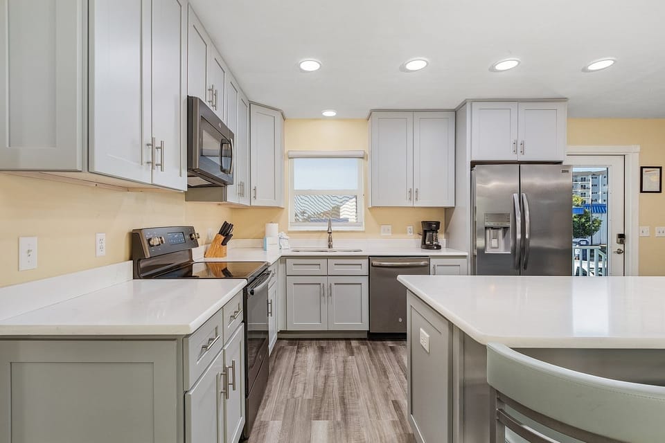 House, 3 Bedrooms | Private kitchen | Coffee/tea maker, fridge, oven, toaster