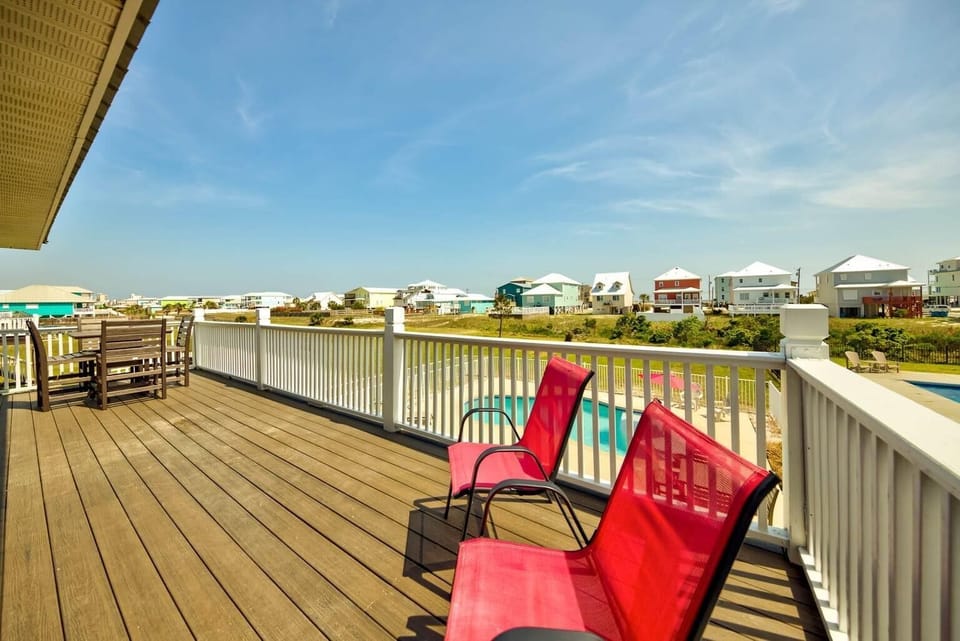 House, Multiple Beds (Sandy Feet Retreat) | Property grounds