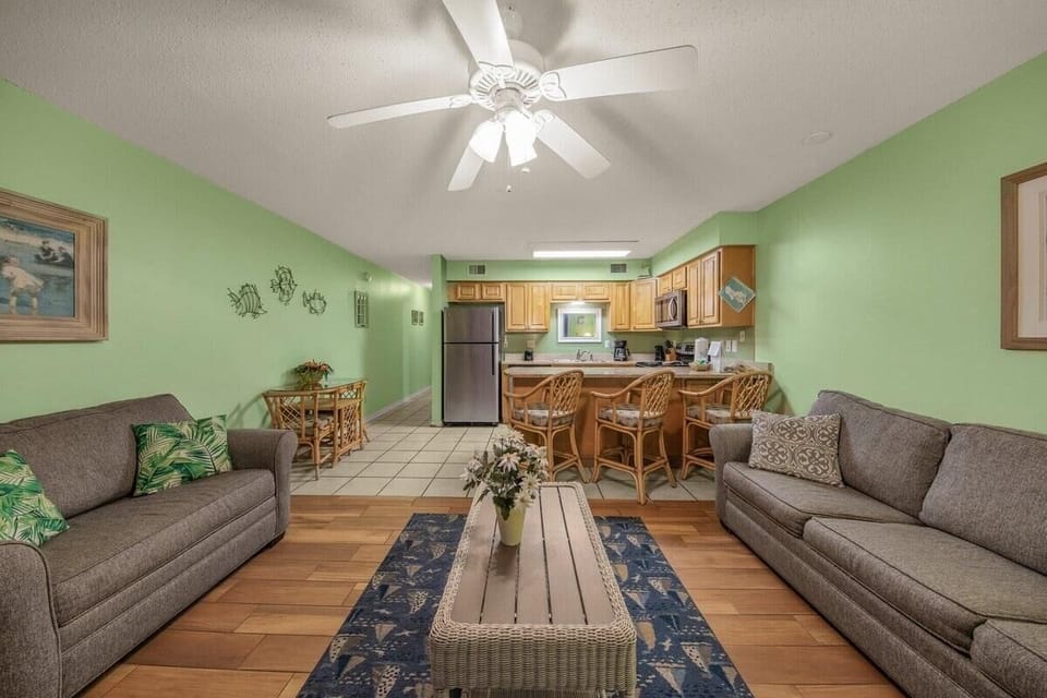 Condo, Multiple Beds (Seaside Beach & Racquet 4311) | Living area