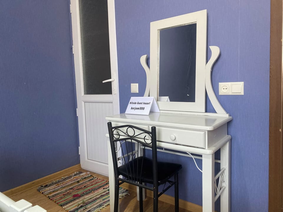 Economy Double or Twin Room, 2 Twin Beds, Non Smoking, Mountain View | Soundproofing, free WiFi, bed sheets