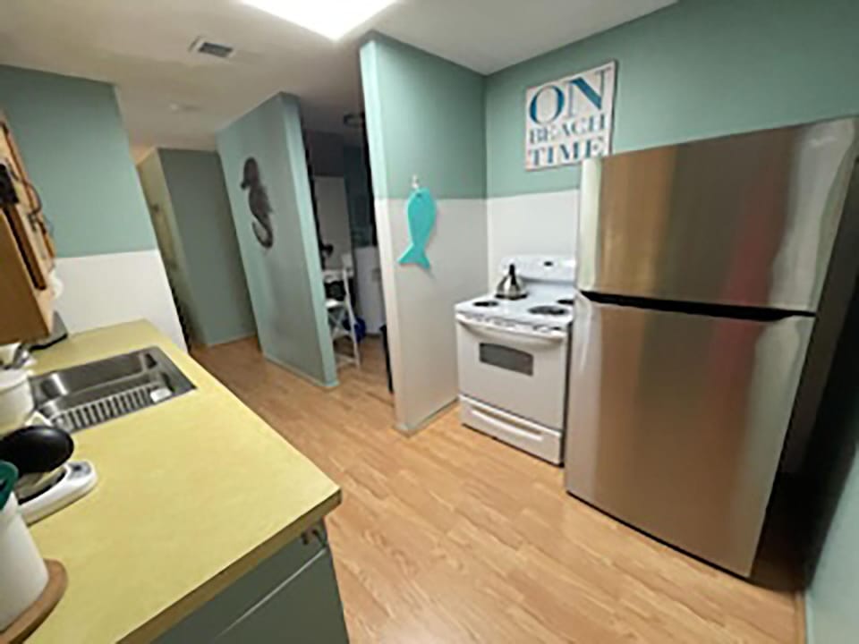 House, Multiple Beds (Beach Haven) | Private kitchen | Oven, cookware/dishes/utensils