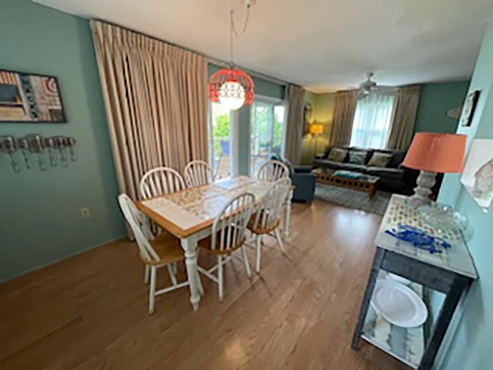 House, Multiple Beds (Beach Haven) | Dining