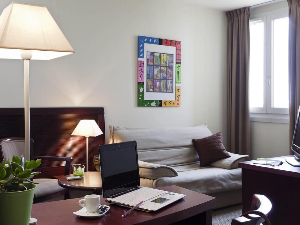 Minibar, in-room safe, desk, blackout drapes