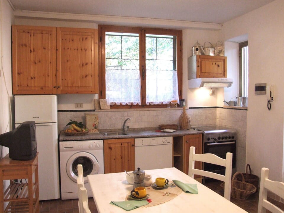 House | Private kitchen | Highchair