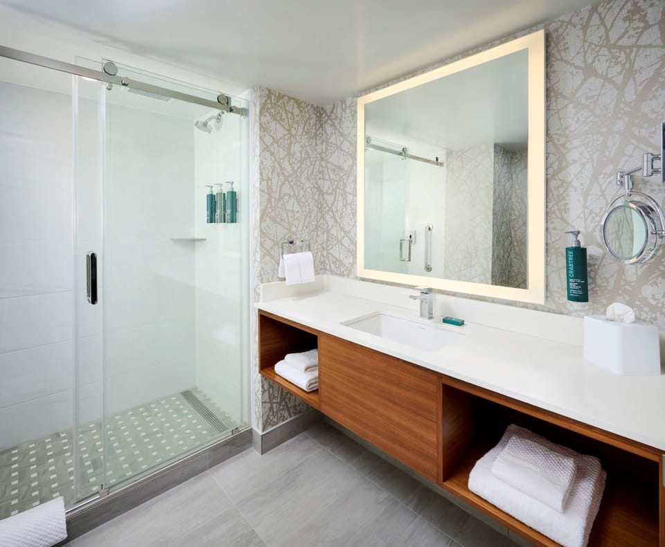 Bathroom shower