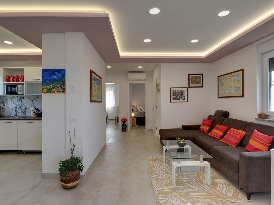 Apartment | Living area