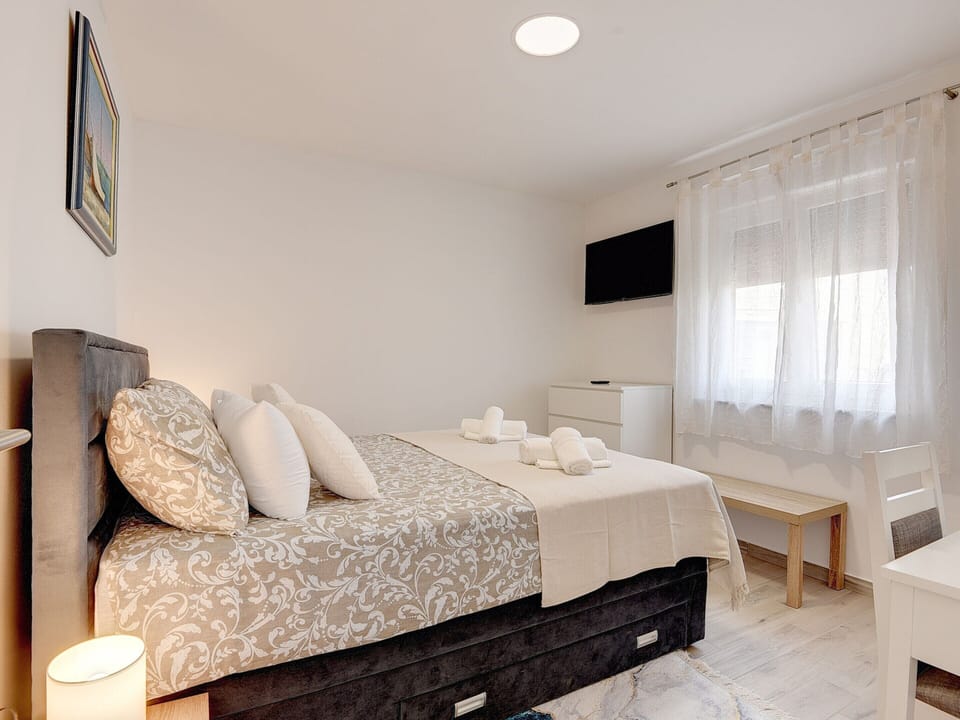 Apartment | 2 bedrooms, bed sheets