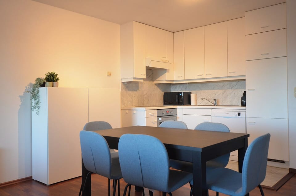 Apartment | Dining