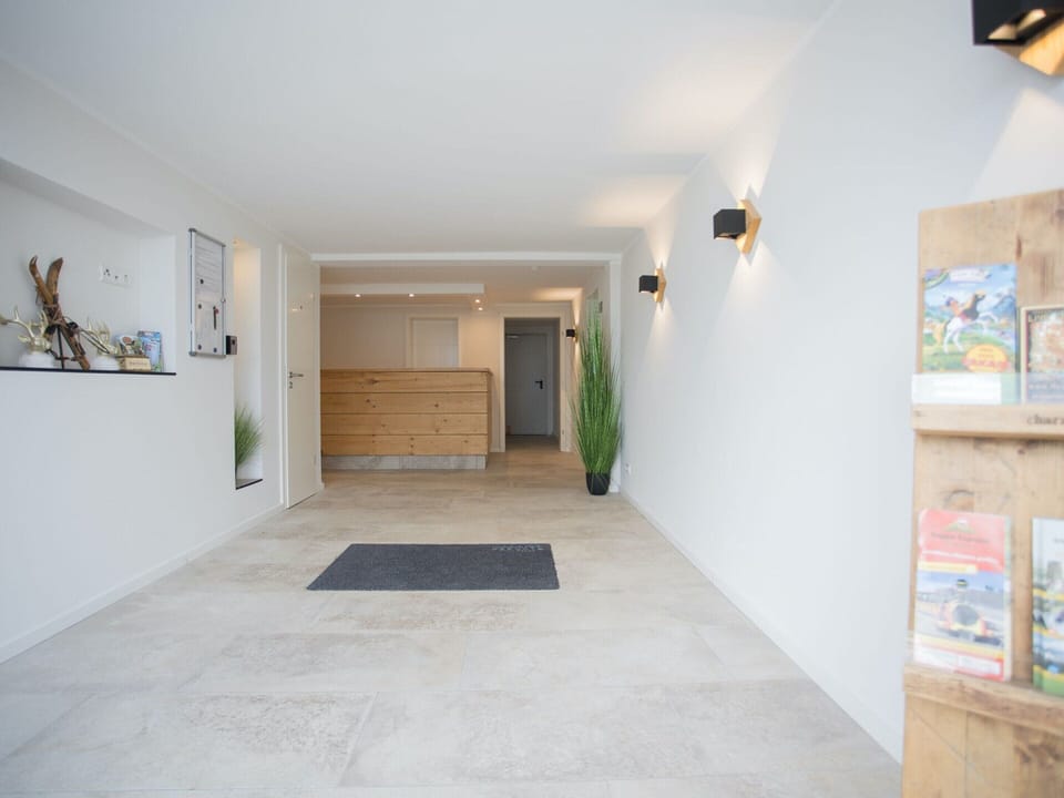 Apartment | Lobby