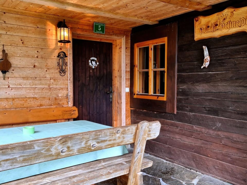 Chalet | Exterior
