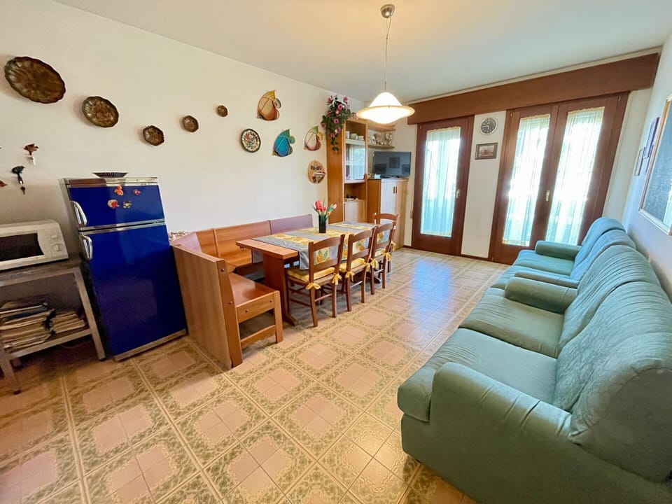 Apartment | Dining