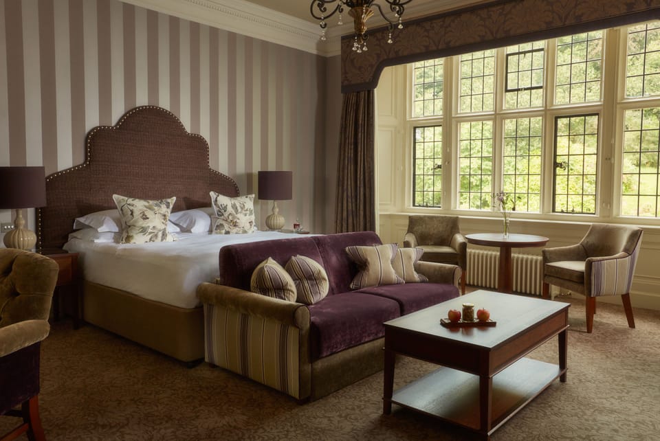 Junior Room (State) | Egyptian cotton sheets, premium bedding, in-room safe