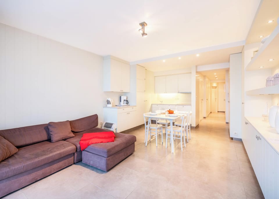 Apartment | Living area