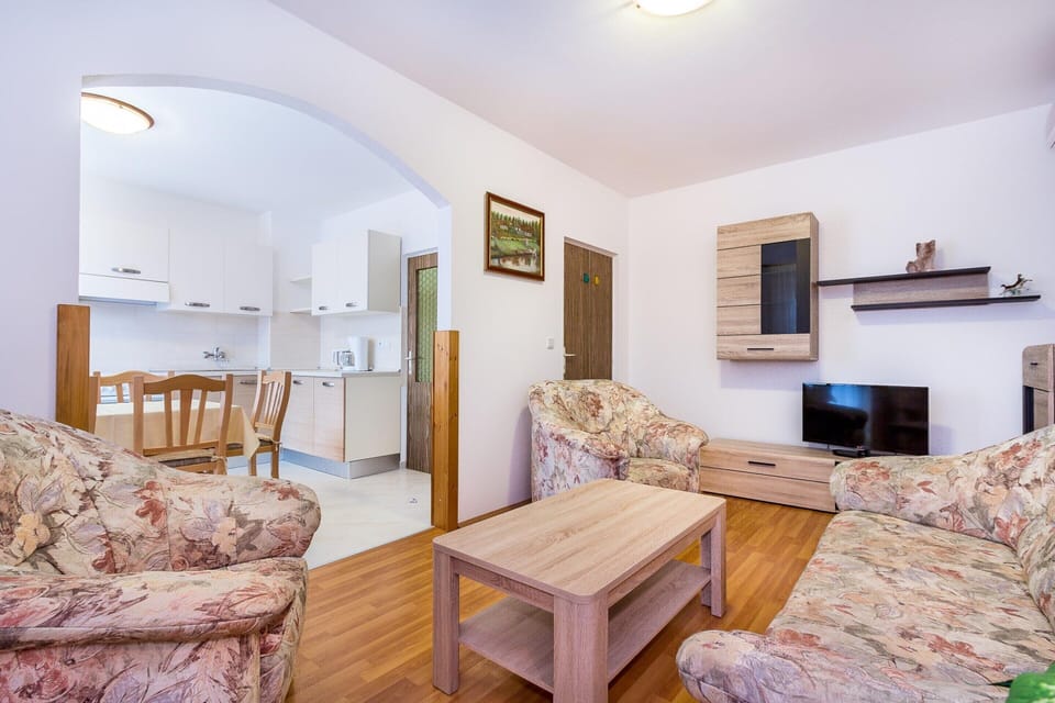 Apartment | Living room
