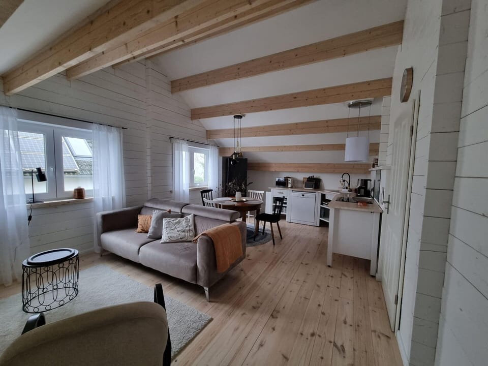 Apartment | Dining