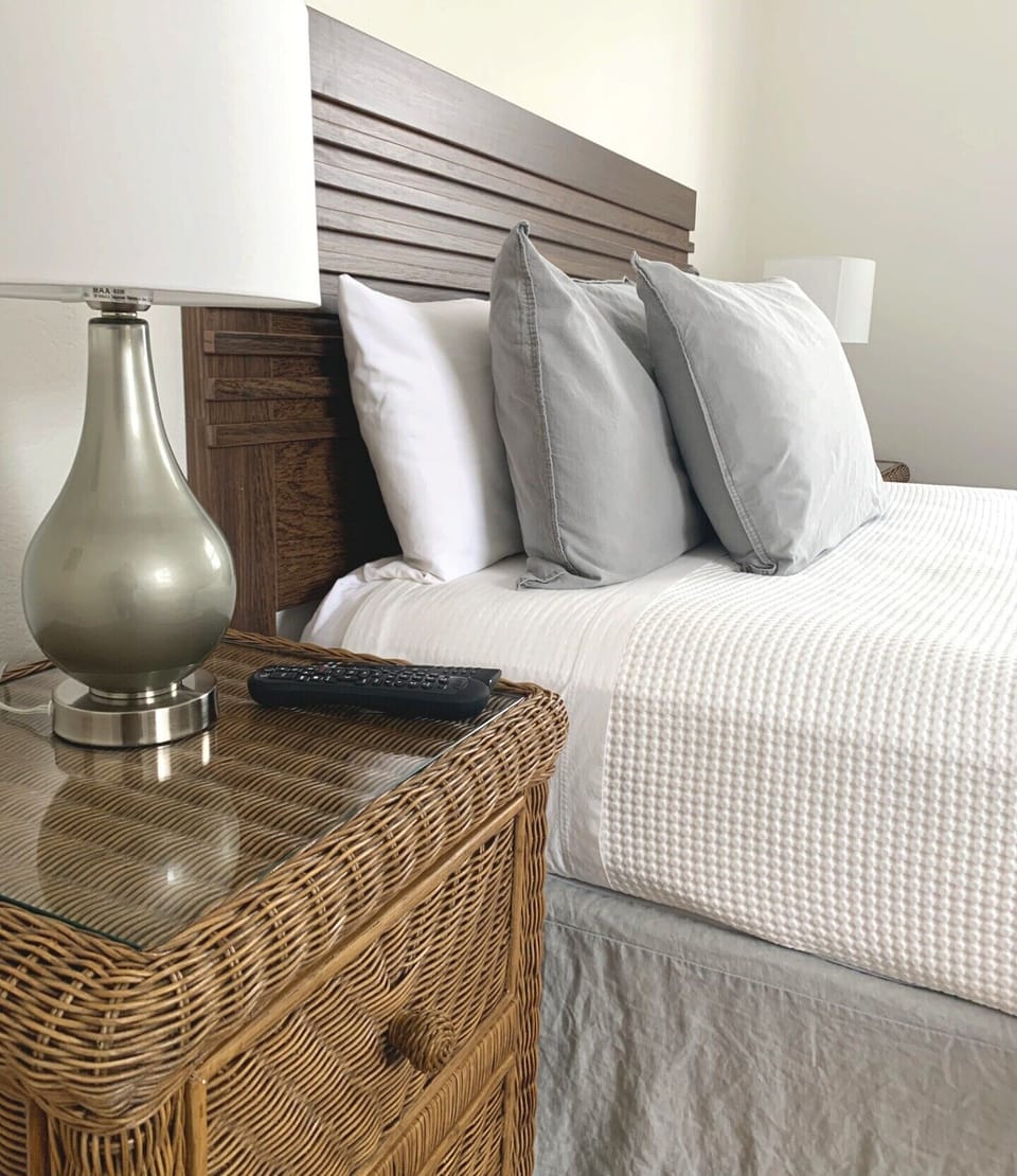 Family Suite, Accessible | Iron/ironing board, WiFi (free), bed sheets