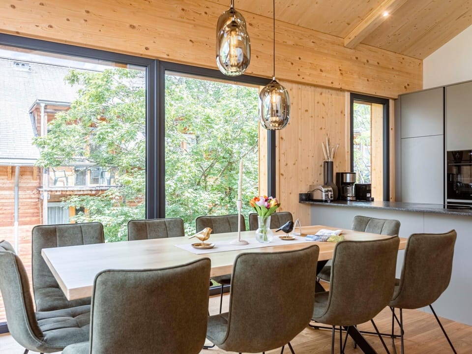 Apartment | Dining