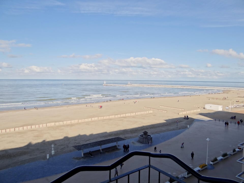 Apartment in Nieuwpoort With Beach Views Apartment in Koksijde