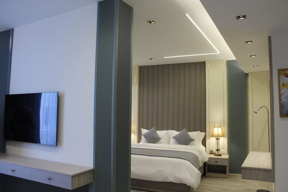 Suite, City View | Frette Italian sheets, premium bedding, memory foam beds
