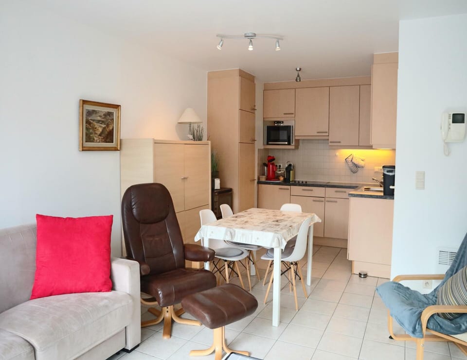 Apartment | Dining