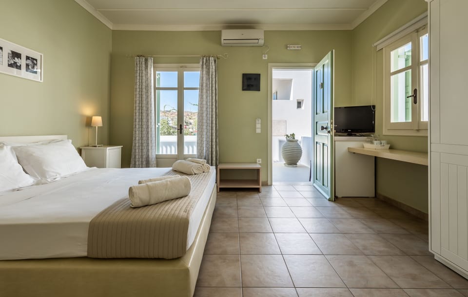 Standard Double Room | Premium bedding, in-room safe, soundproofing, iron/ironing board