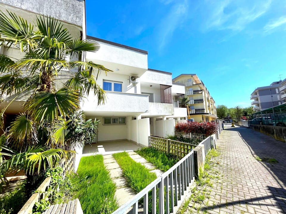 House | Property grounds