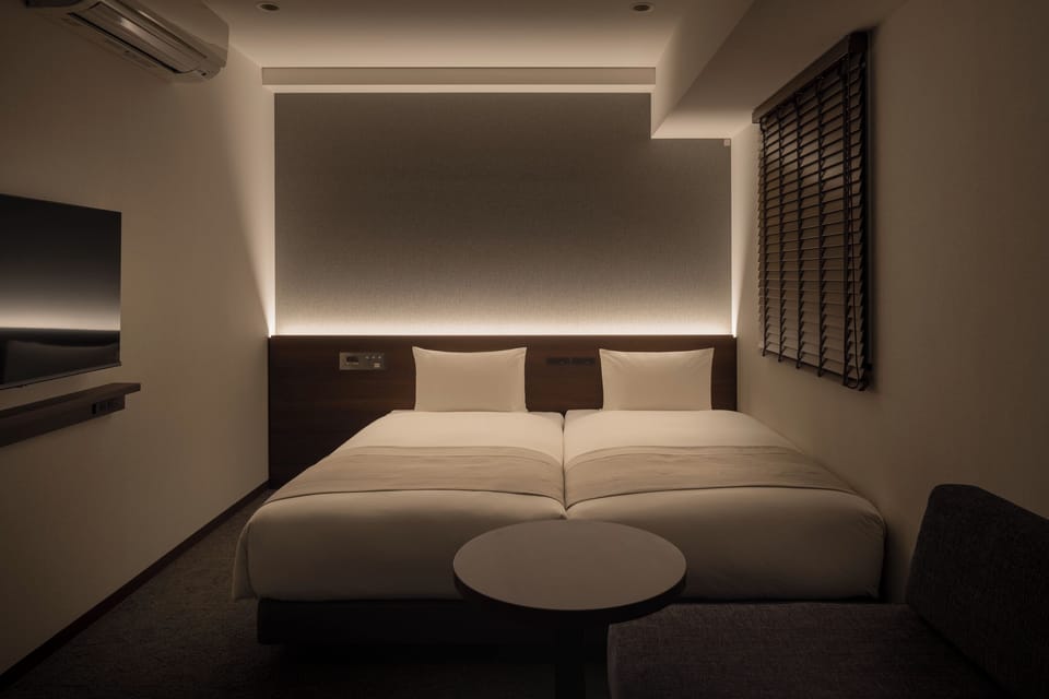 Triple Room, Non Smoking | In-room safe, iron/ironing board, free WiFi