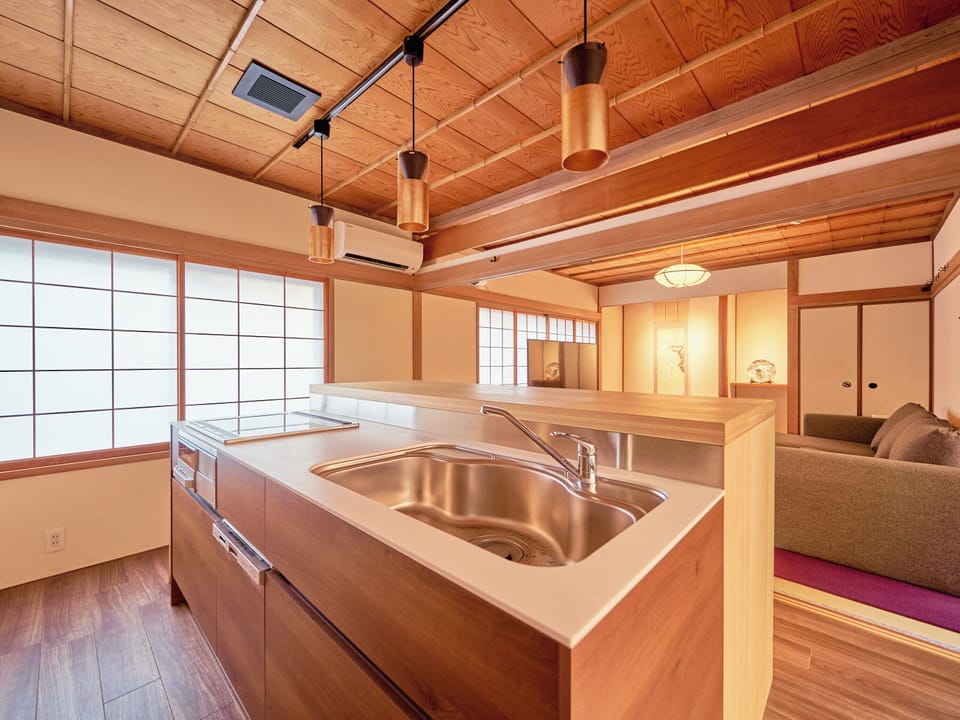 House, 4 Bedrooms, Kitchenette, Garden View | Private kitchenette | Coffee/tea maker, fridge, microwave, stovetop