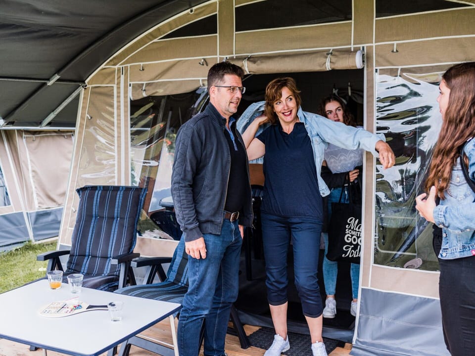 Tent | Exterior