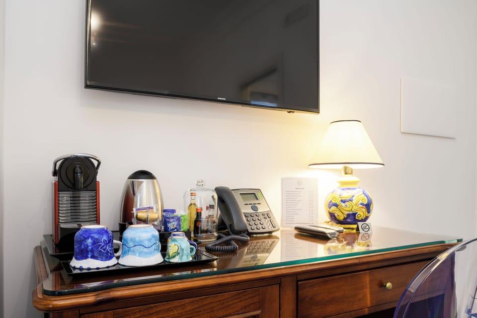 Standard Room (Ground Floor) | Premium bedding, down comforters, Select Comfort beds, minibar
