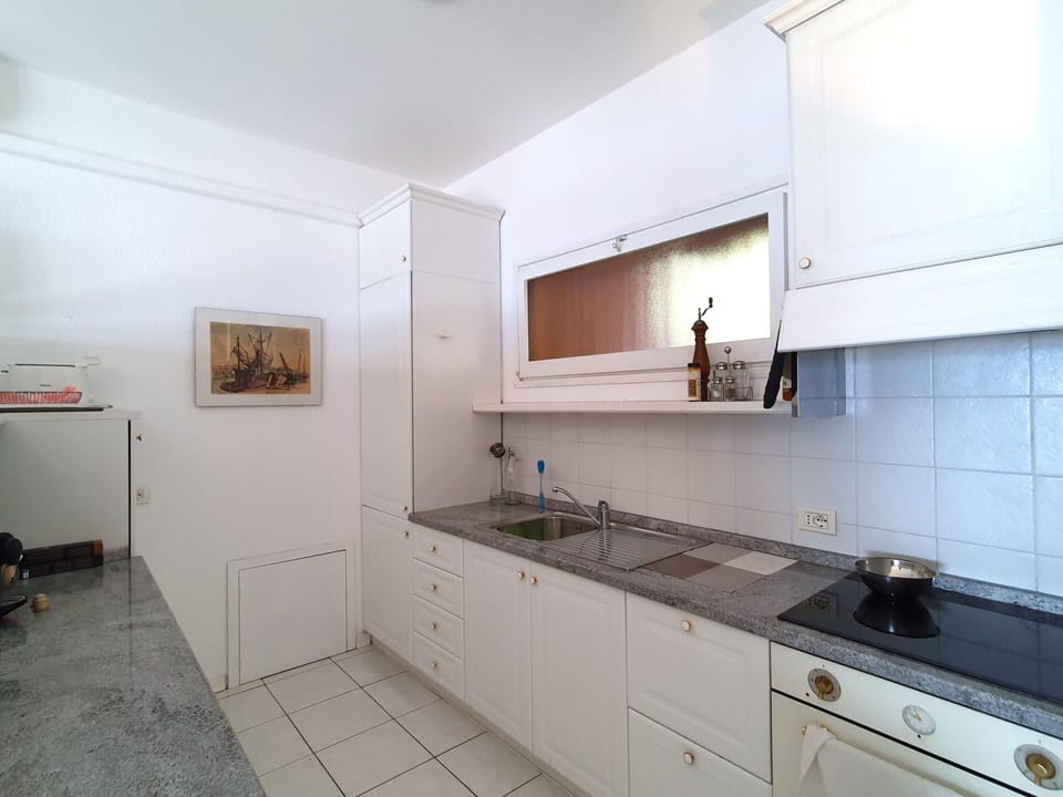 House | Private kitchen