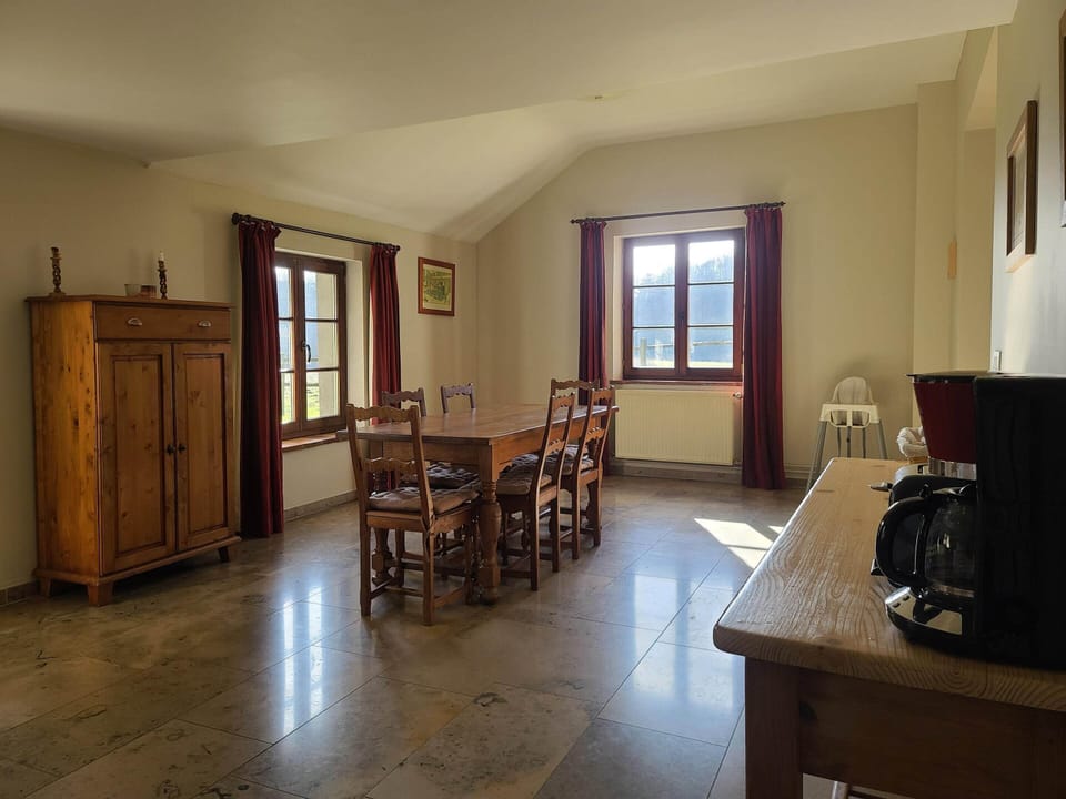 House | Dining