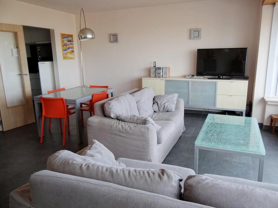 Apartment | Living room
