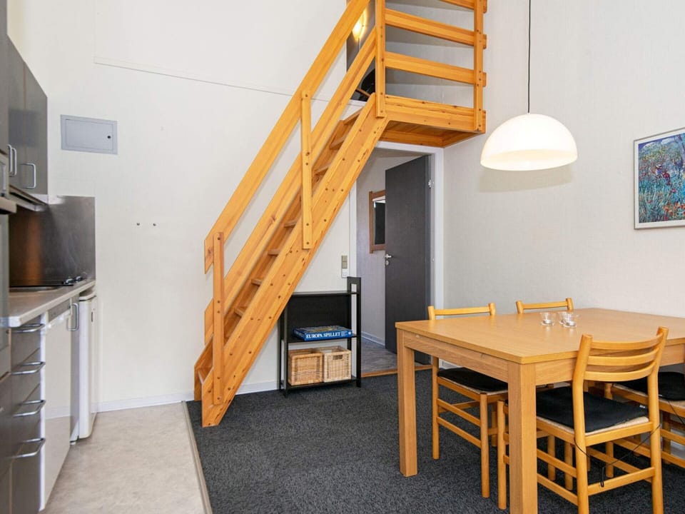 Apartment | Dining