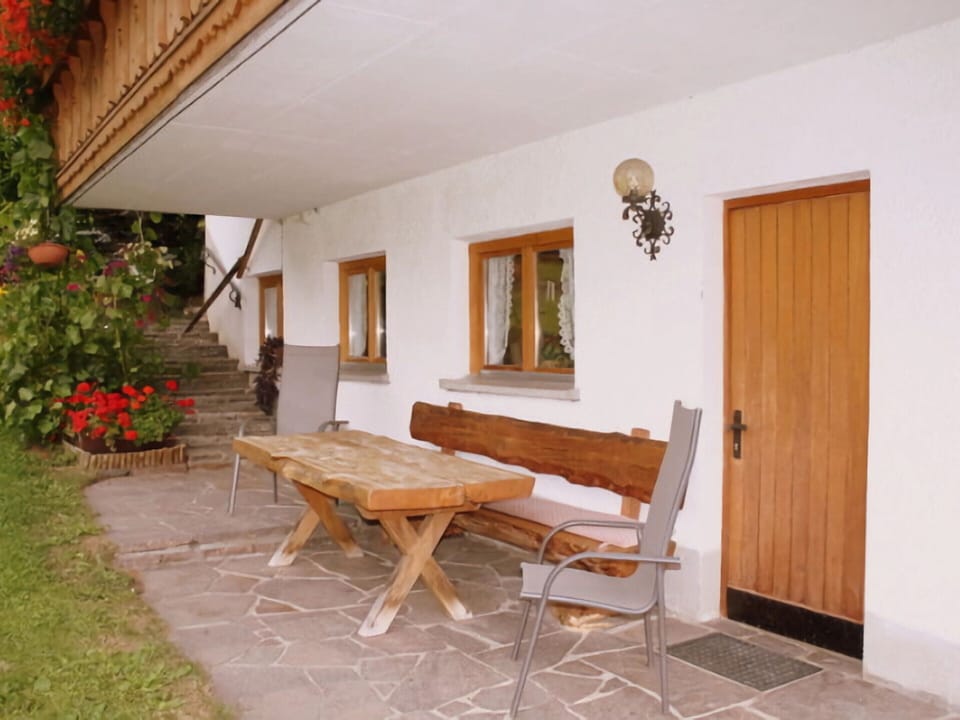 House | Dining