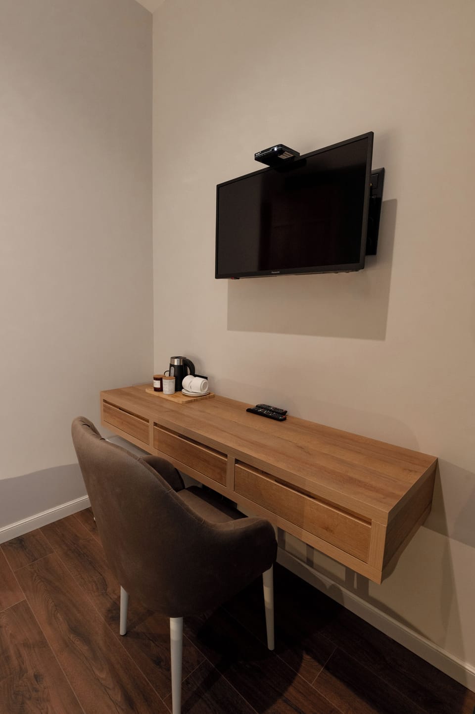 Premium bedding, Select Comfort beds, minibar, individually furnished