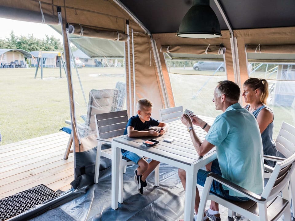 Tent | Dining