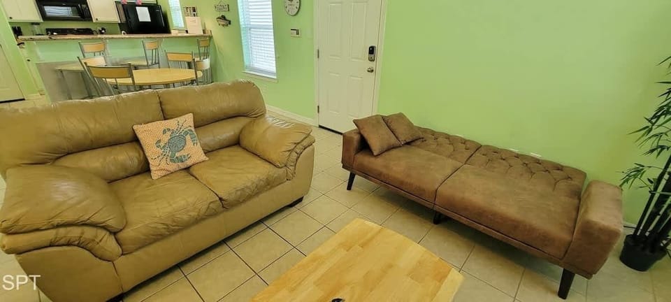Apartment, 2 Bedrooms | Living area