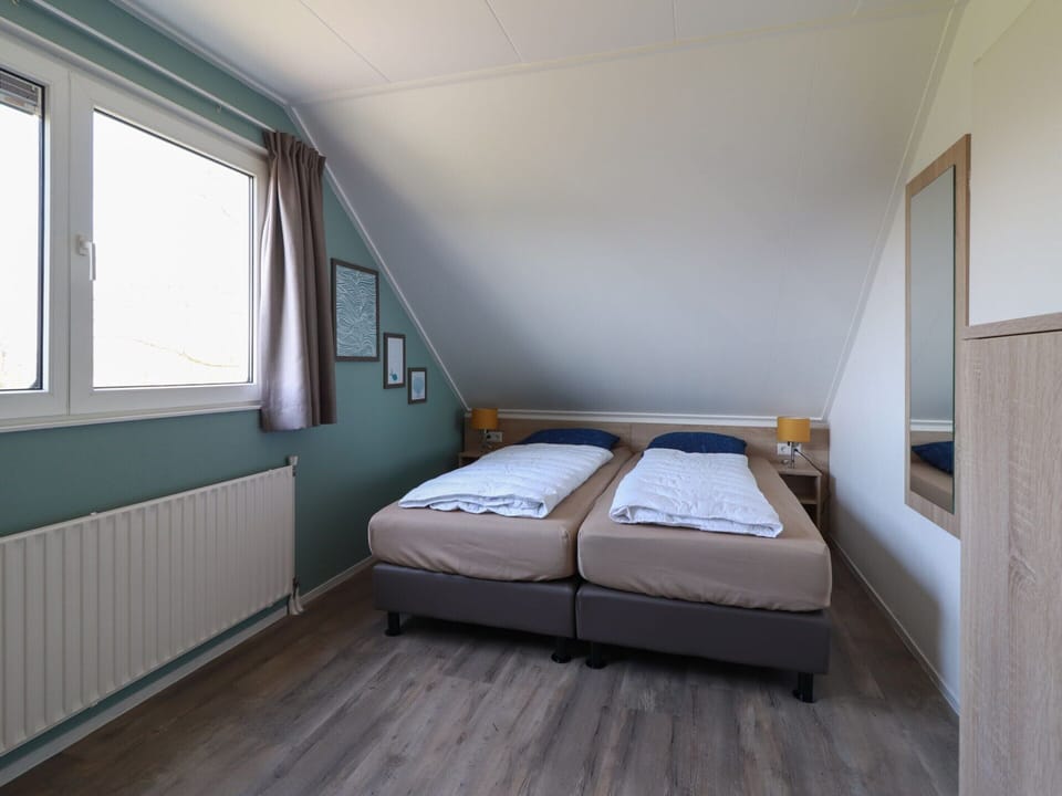 House | 2 bedrooms, bed sheets