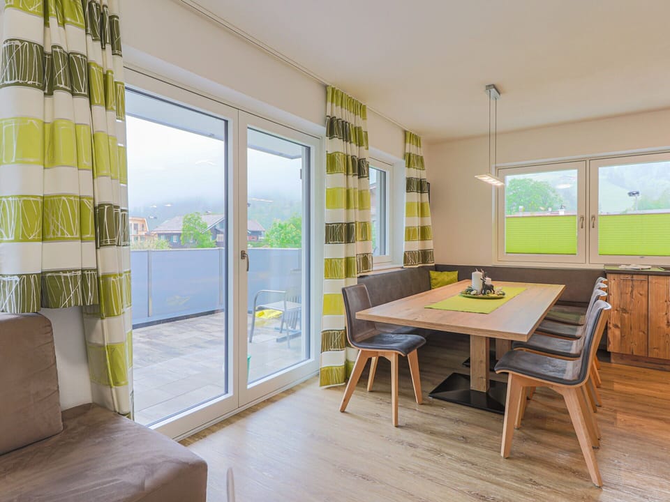 Apartment | Dining