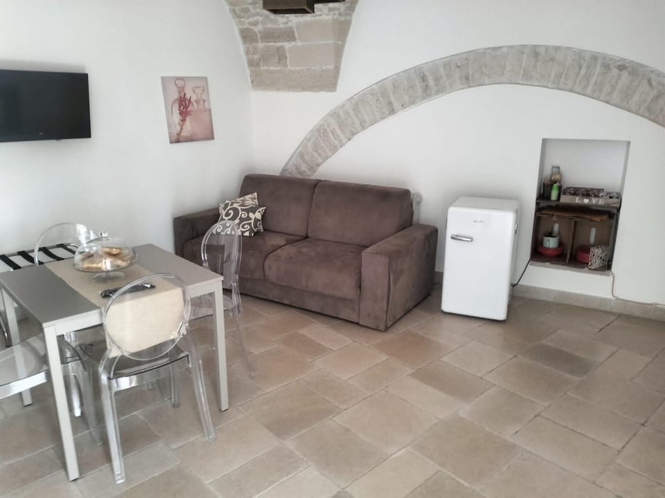 Apartment | Dining