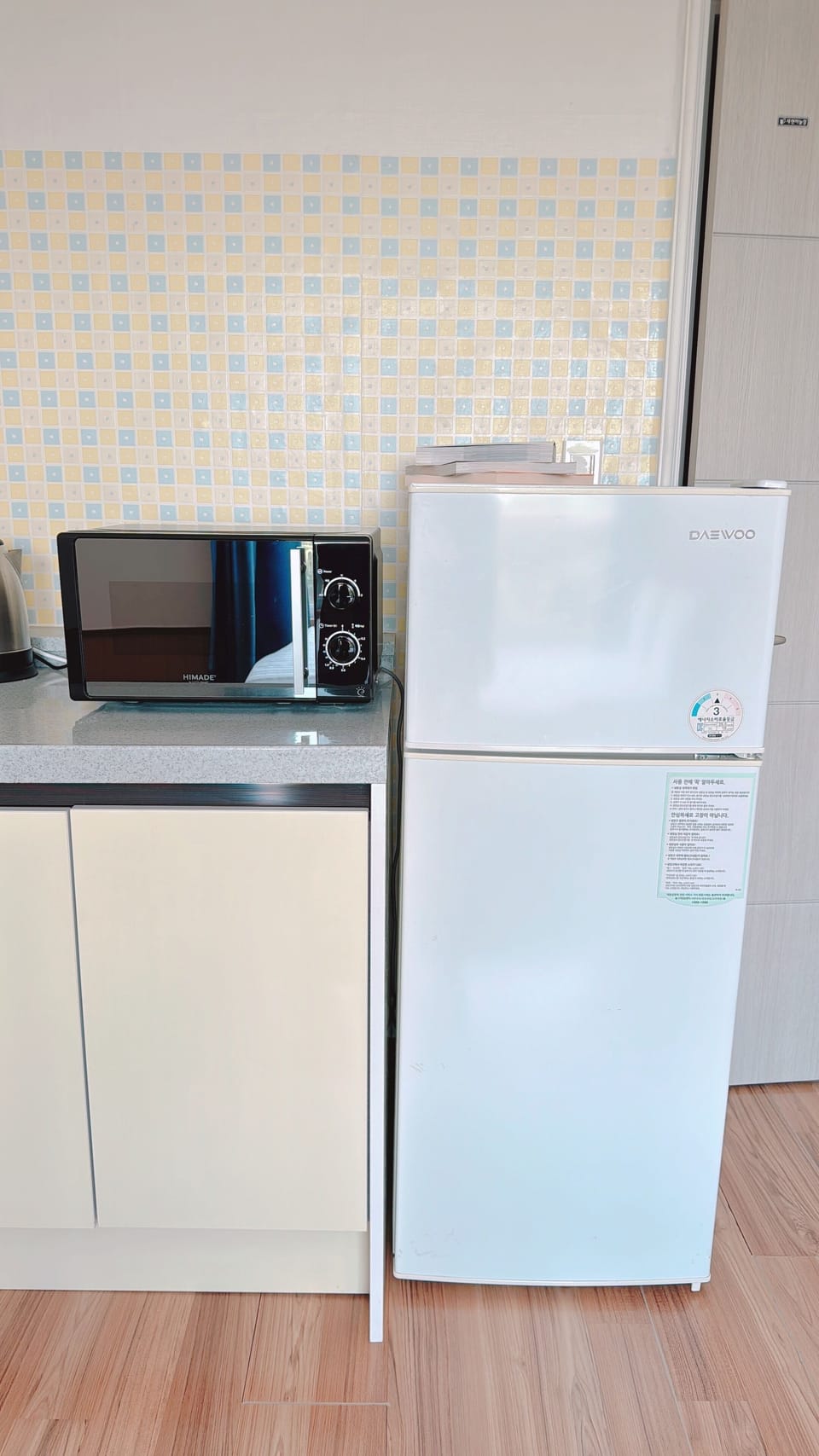 Basic Room, Multiple Beds, Kitchenette, Garden View | Mini-refrigerator