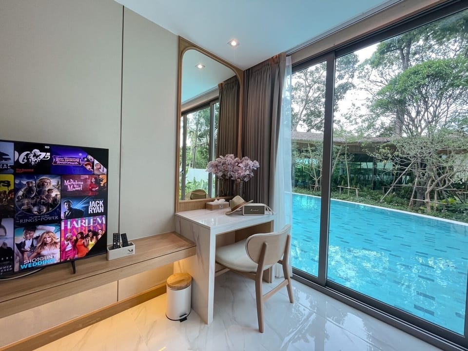Grand Deluxe With Pool | Minibar (free items), in-room safe, blackout drapes, iron/ironing board
