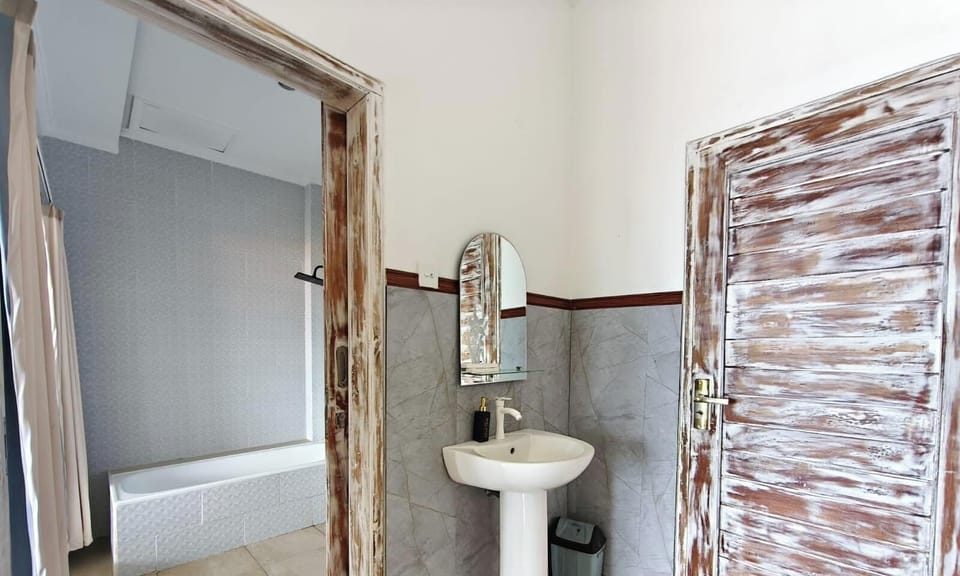 Luxury Double Room | Bathroom