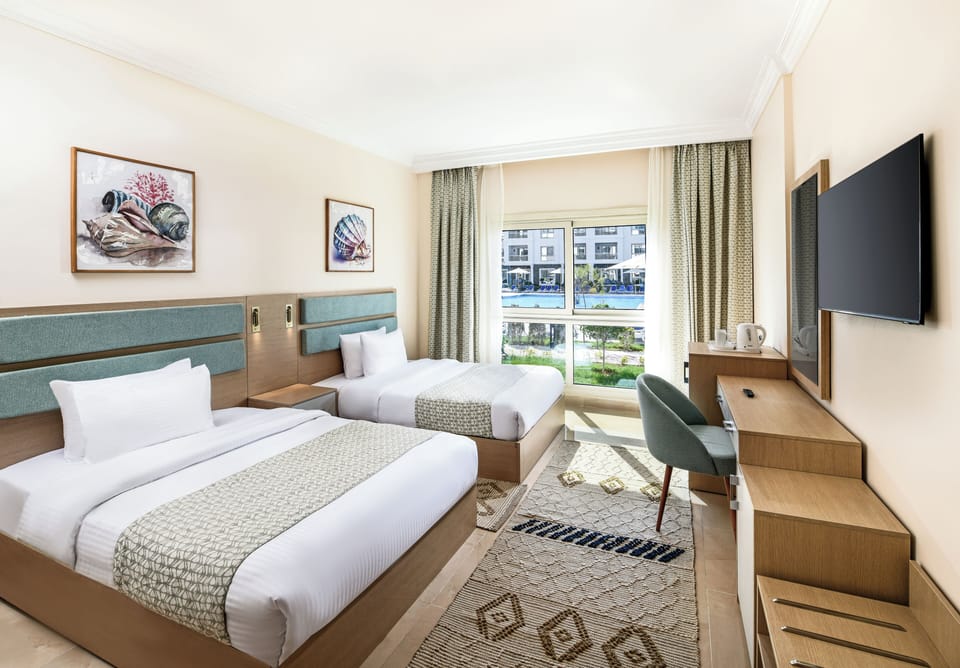 In-room safe, individually decorated, individually furnished, desk